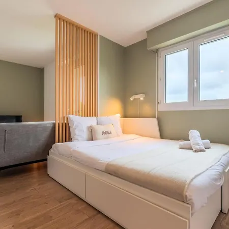 דירה Calme Avec Parking, Proche Metro